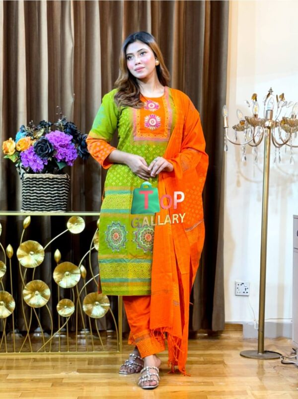 রেগুলার আড়ং কটন থ্রি পিস - Image 4